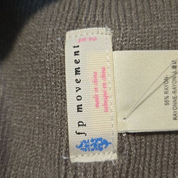 NWT FP Movement Iconic Buti Beanie, Sage/Moss, OS - Picture 3 of 4